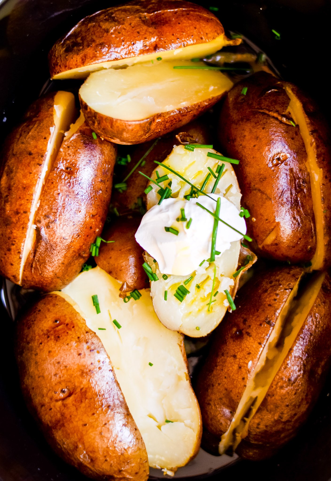 Effortless Crock Pot Baked Potatoes: Fluffy & Perfect Every Time